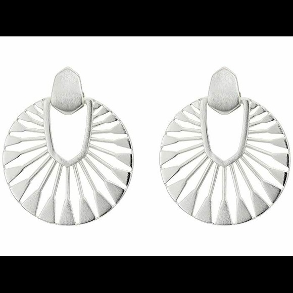 NEW KENDRA SCOTT Bright Silver Didi Earrings